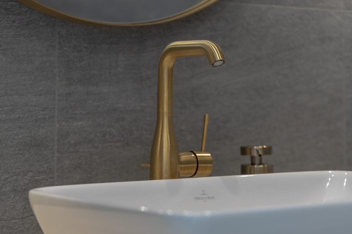 Master ensuite vanity at The Beachhouse Rogoznica